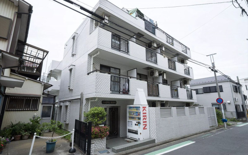 AP416 ハイタウン高島町 301