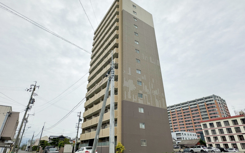 アットイン三重津新町SM1