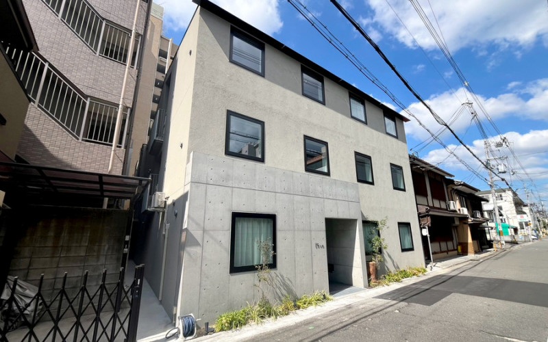 アットイン京都四条大宮1